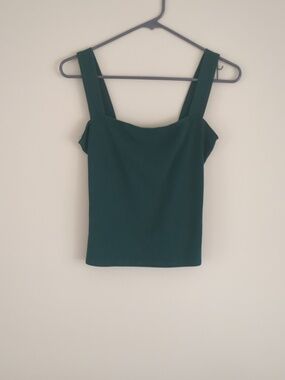 14.5" Pit-to-pit Green Reformation Ribbed Shirt Top